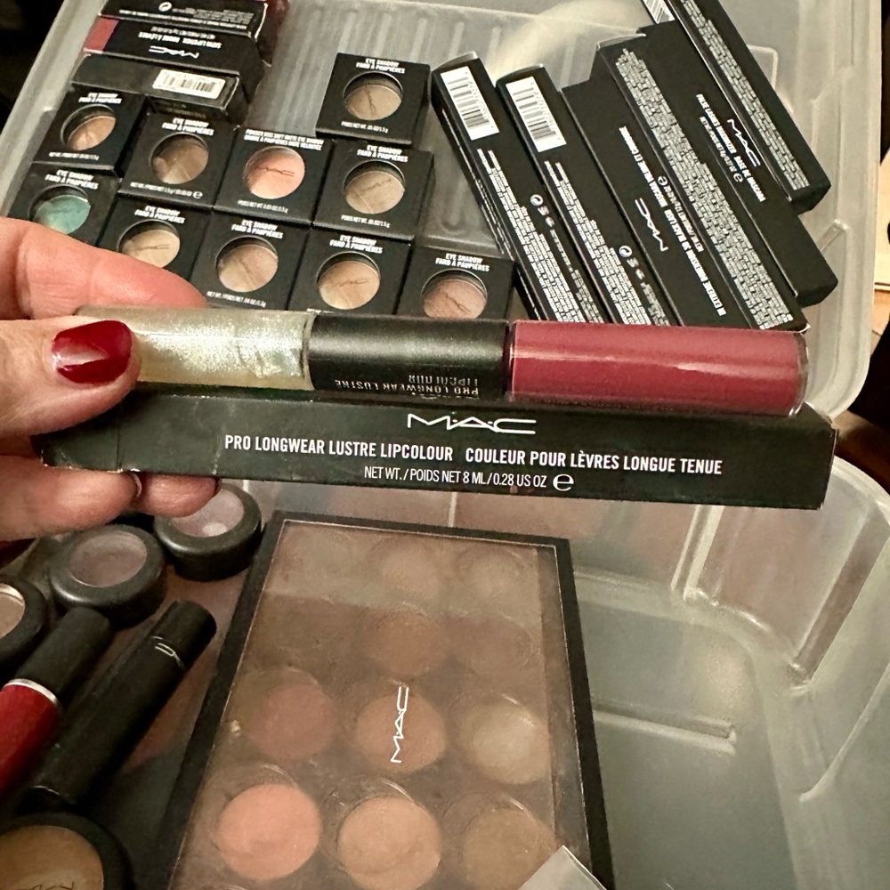 MAC Cosmetics Lipcolour - Red and Silver